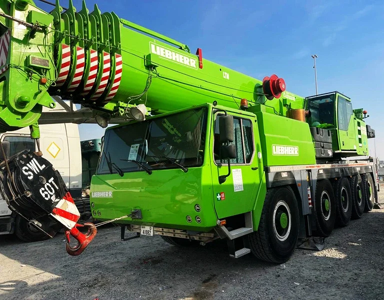 Mobile Crane Al Arham Transport